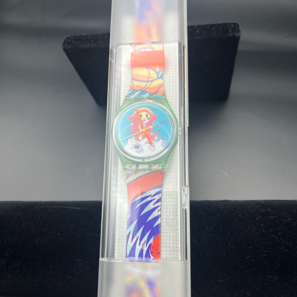 NEW Swatch Yuri GG118 35mm Silicone Band 1992 Vintage Wristwatch (S-004)